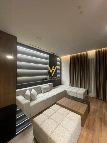 Tirane, jepet me qera apartament 1+1+Ballkon Kati 5, 65 m² 900 € (SQUARE 21)