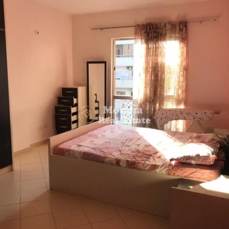 Tirane, jepet me qera apartament 2+1 Kati 4, 110 m² 420 € (Rruga Kasem Shima)