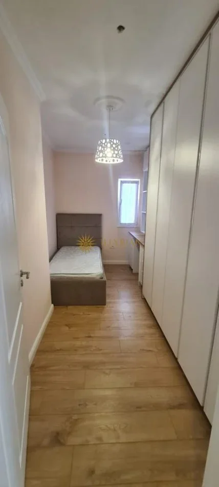 Tirane, jepet me qera apartament 2+1+Ballkon , 55 m² 750 € (Blloku)