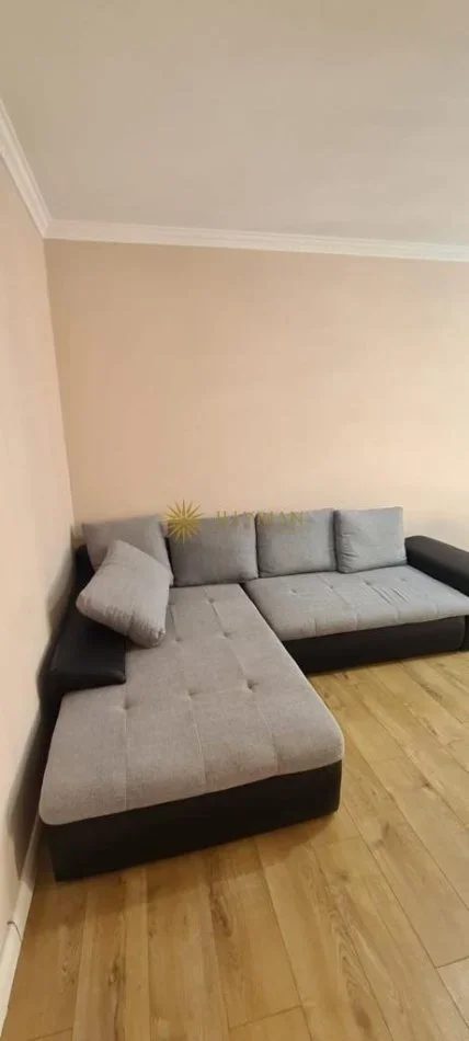 Tirane, jepet me qera apartament 2+1+Ballkon , 55 m² 750 € (Blloku)