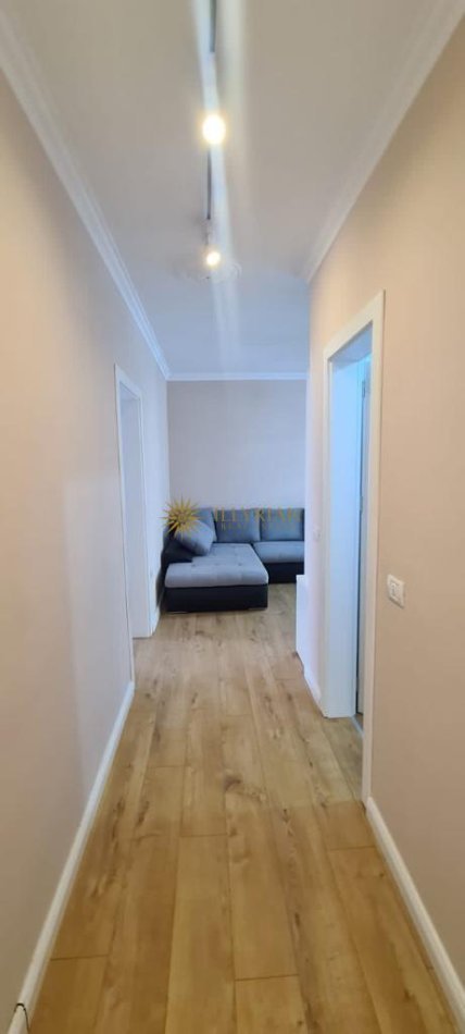 Tirane, jepet me qera apartament 2+1+Ballkon , 55 m² 750 € (Blloku)
