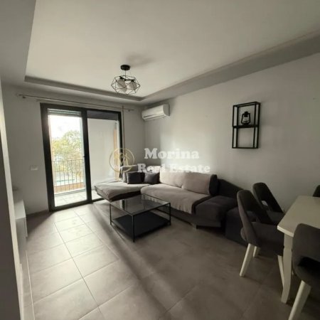 Tirane, jepet me qera apartament 1+1 Kati 5, 60 m² 450 € (Rruga e Kavajes)