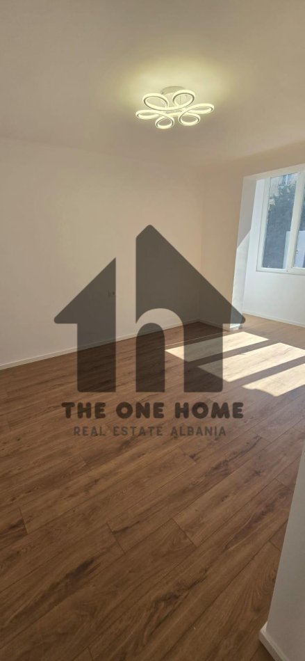 Tirane, shitet garsonier 1+1 Kati 3, 30 m² 95.000 € (MYSLYM SHYRE)