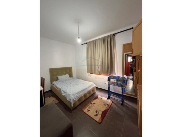 Tirane, jap me qera apartament 3+1+Ballkon Kati 3, 100 m² 500 € (FRESK)