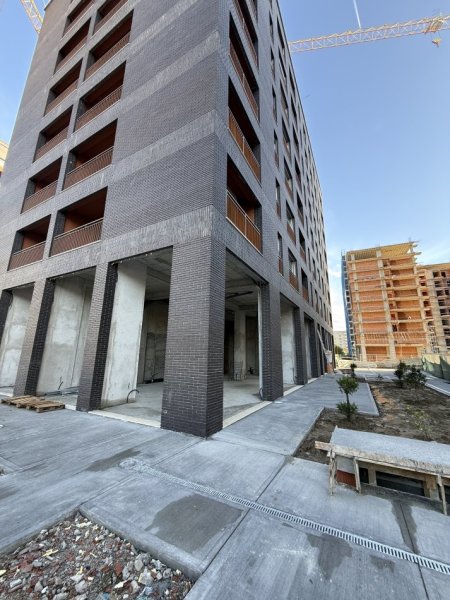 Tirane, shitet dyqan Kati 0, 150.000 € (Rruga Dafinave)