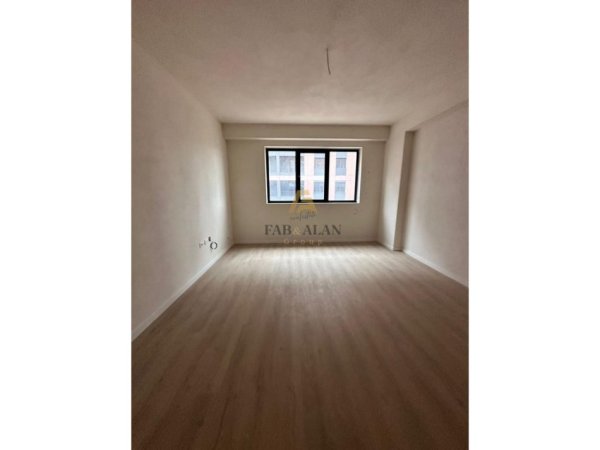 Tirane, shitet apartament 1+1 , 70 m² 94.500 € (Astir)