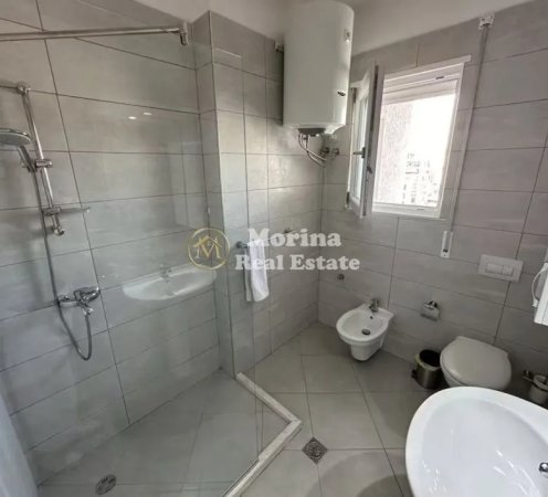 Tirane, jepet me qera apartament 2+1+Ballkon Kati 8, 100 m² 1.250 € (Rruga Musa Maci)