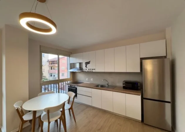 Tirane, jepet me qera apartament 1+1 Kati 5, 70 m² 750 € (RRUGA E KAVAJES)