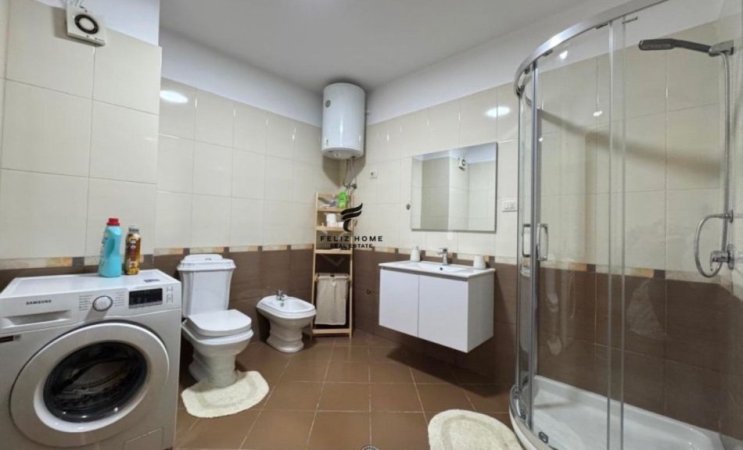 Tirane, jepet me qera apartament 1+1 Kati 5, 70 m² 750 € (RRUGA E KAVAJES)