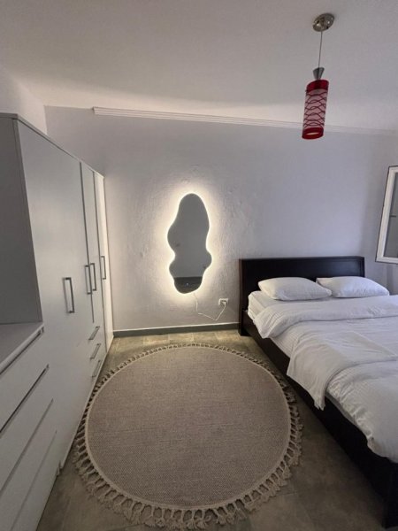 Tirane, jepet me qera apartament 2+1+Ballkon Kati 3, 80 m² 800 € (Rruga "Idriz Dollaku")