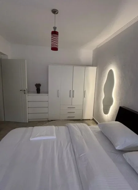 Tirane, jepet me qera apartament 2+1+Ballkon Kati 3, 80 m² 800 € (Rruga "Idriz Dollaku")