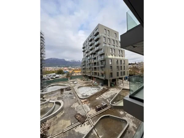 Tirane, shitet apartament 2+1+Ballkon Kati 7, 114 m² 