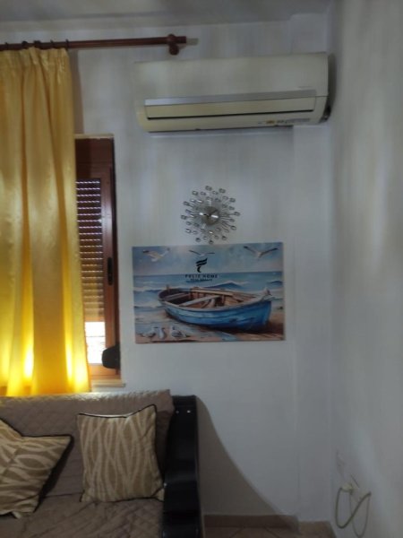 Tirane, jepet me qera apartament 2+1 Kati 3, 98 m² 580 € (SIRI KODRA)