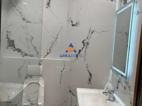 jepet me qera apartament 1+1+Ballkon Kati 4, 64 m² 850 €