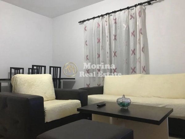Tirane, jepet me qera Vile 1+1 Kati 1, 88 m² 400 € (Rruga Jordan Misja)