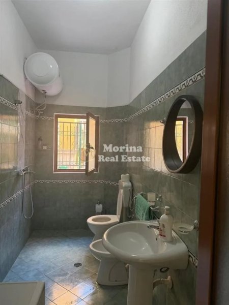 Tirane, jepet me qera garsonier Kati 1, 40 m² 500 € (Qender)