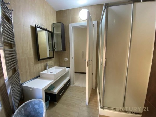 Tirane, shitet apartament 1+1 Kati 3, 87 m² 140.000 € (Ali Demi)