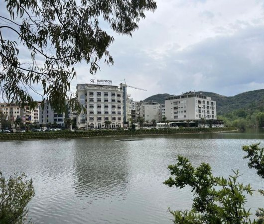 Tirane, shitet apartament 2+1 Kati 2, 92 m² (Rruga "Liqeni i Thate")