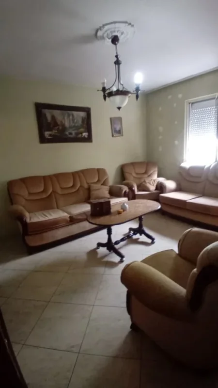 Tirane, shitet apartament 3+1 Kati 5, 87 m² (Rruga Irfan Tomini)