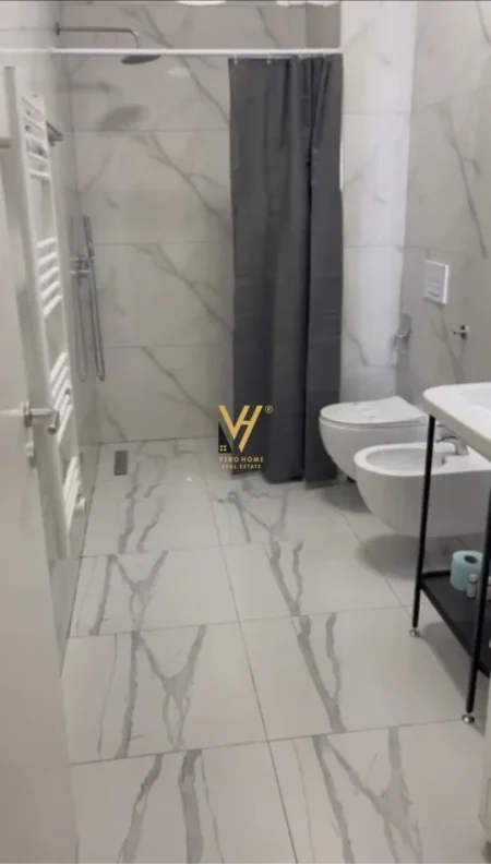 Tirane, shitet apartament 2+1+Ballkon Kati 6, 91 m² 238.000 € (BULEVARDI I RI)
