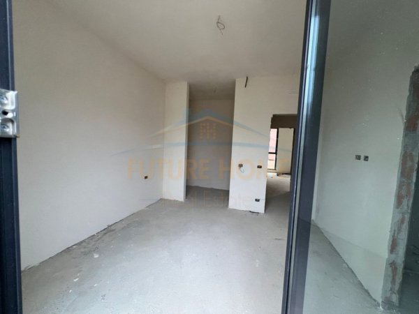 Tirane, shitet apartament 2+1+Ballkon Kati 1, 160 m² 500.000 € (Tulipan Residence)