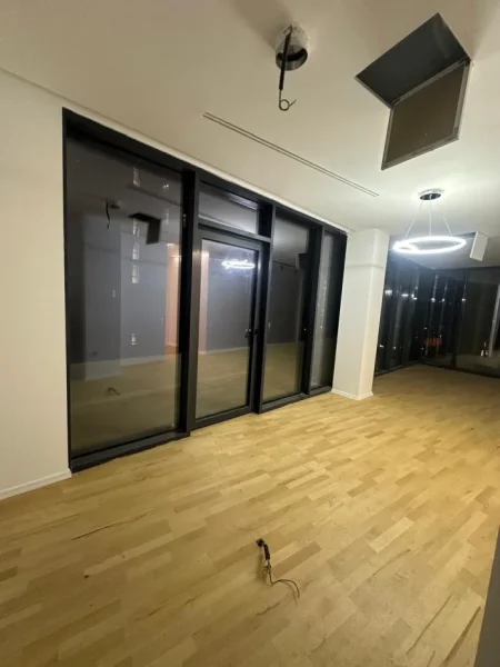Tirane, shitet apartament 2+1+Aneks+Ballkon Kati 5, 150 m² 446.300 €