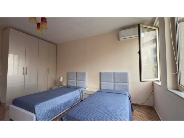 Tirane, shes apartament Kati 3, 117 m² 150.000 € (Fresk)