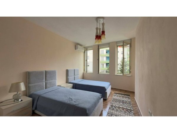 Tirane, shes apartament Kati 3, 117 m² 150.000 € (Fresk)