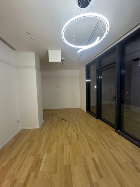 Tirane, shitet apartament 2+1+Aneks+Ballkon Kati 5, 130 m² 446.300 € (Rruga Kosovareve)