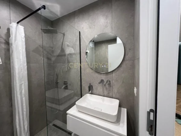 Durres, shitet apartament 1+1+Ballkon Kati 6, 86 m² 139.000 € (Grand Blue Fafa, Golem)