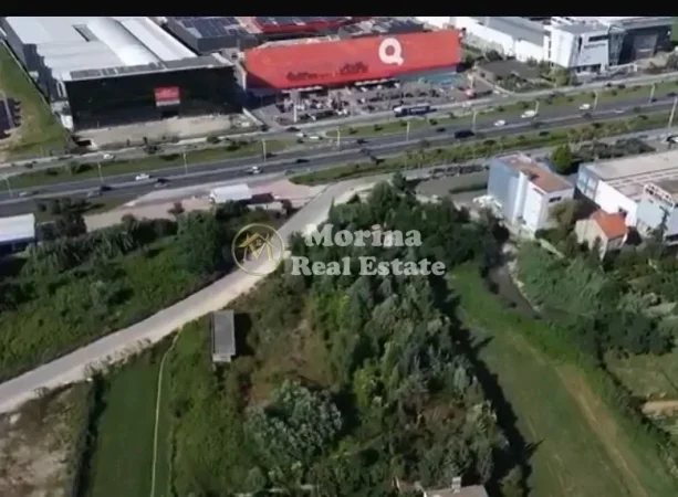 Tirane, shitet truall , 2.500 m² 745.000 € (Autostrada Tirane-Durres)