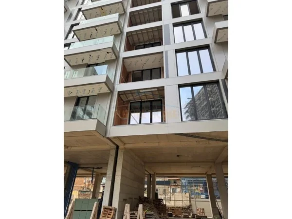 Tirane, shes apartament 2+1+Ballkon Kati 2, 114 m² 204.840 € 