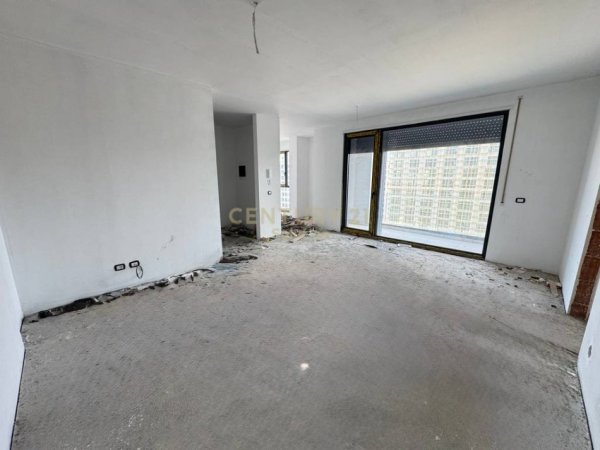 Tirane, shitet apartament 2+1+Ballkon Kati 8, 118 m² 175.000 € 