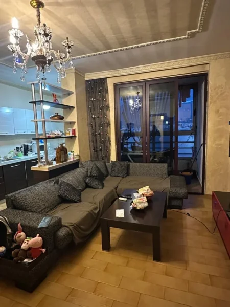 Tirane, jepet me qera apartament 2+1+Ballkon Kati 11, 108 m² 600 € (Rruga Panorama)
