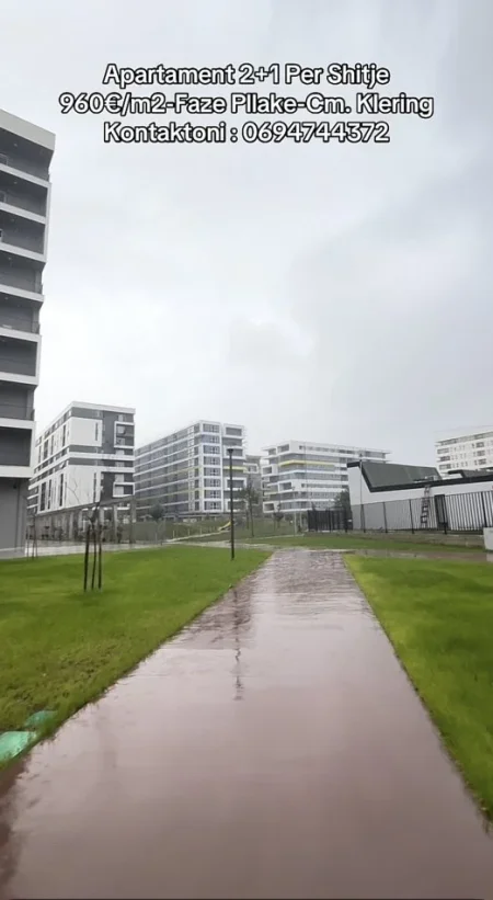 Tirane, shitet apartament 2+1+Ballkon Kati 8, 100 m² 95.700 € (Univers City Okazion 960€/m2 Faze Pllake)