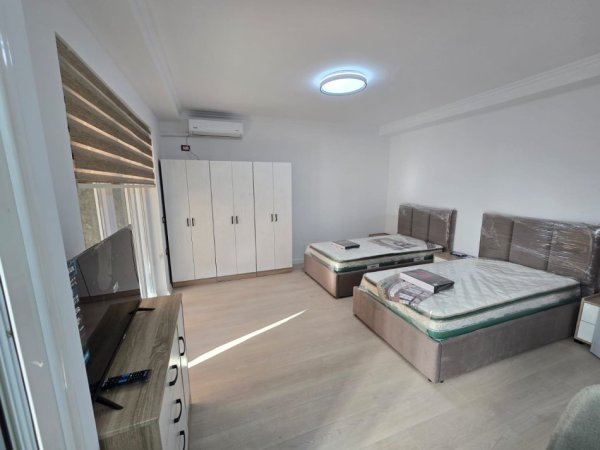 Tirane, jepet me qera garsonier Kati 2, 34 m² 500 € (Piazza Sheshi Skenderbej)