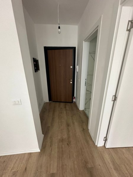 Tirane, jepet me qera apartament 1+1 Kati 2, 62 m² 400 € (UNIVERS CITY)