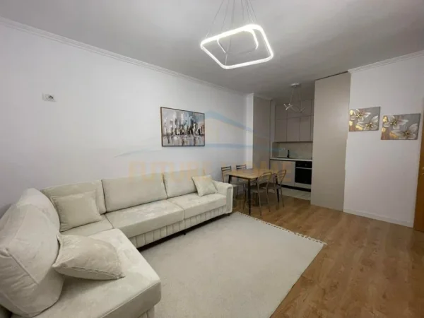 Qera , Apartament 1+1 , Unaza e re , Tirane 450 €