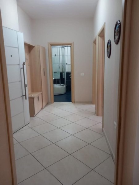 Tirane, jepet me qera apartament 2+1+Aneks+Ballkon Kati 5, 95 m² 600 € (Delijorgji)