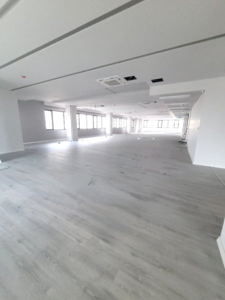 Tirane, jepet me qera ambjent biznesi , 1.200 m² 19.200 € (Delijorgji)