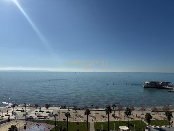 Durres, shitet apartament 2+1 Kati 8, 100 m² 350.000 € (Rruga Taulantia)