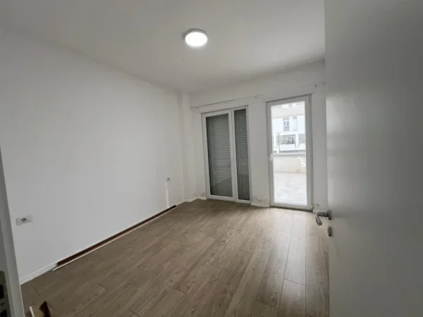 Tirane, jepet me qera apartament 2+1 Kati 0, 60 m² (Rruga Kacaniku, Univers City (MLS # 530581007-98)