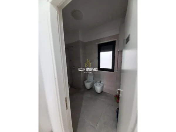 Tirane, jepet me qera Ambient Biznesi, Kati 2, 107 m² 500 € (Green City Residence Tirana, Albania)