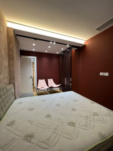 Tirane, jepet me qera 3+1+Ballkon Kati 0, 107 m² 2.000 € 