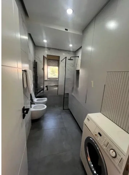 Tirane, shitet apartament 2+1 Kati 2, 78 m² 128.000 € (ALLIAS)