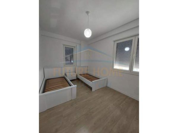 Tirane, jepet me qera apartament 2+1+BLK Kati 3, 100 m² 500 Euro (Ali Demi)