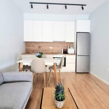 Tirane, jepet me qera apartament 1+1+BLK Kati 4, 60 m² 500 Euro (Komoleksi Panorama)
