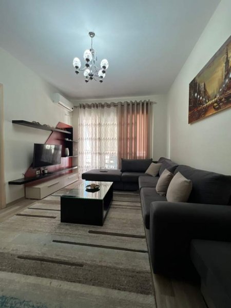 Tirane, ofert apartament Kati 8, 98 m² 370 Euro (Teodor Keko)