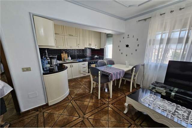 Tirane, shitet apartament 3+1+A+BLK Kati 5, 97 m² 100.000 Euro (Porcelan,Varri i Bamit)