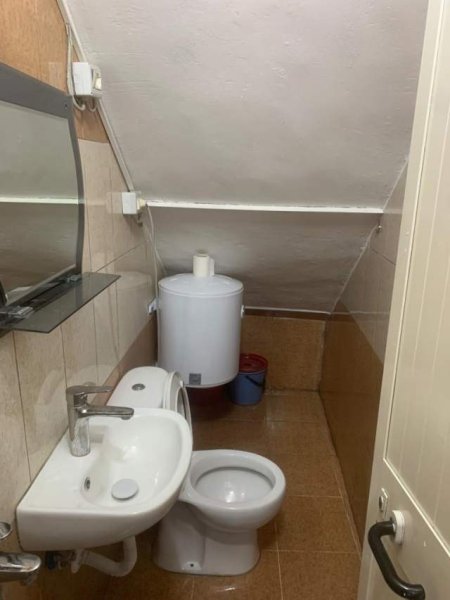 Tirane, jepet me qera garsonier 1+1 Kati 1, 30 m² 30.000 Leke (Myslym Shyr)